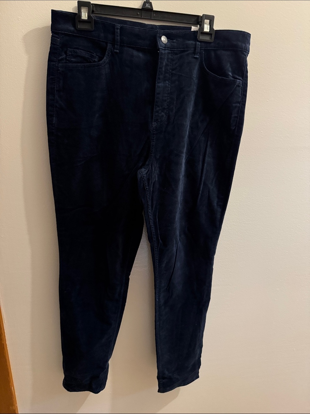 LOFT Skinny Corduroy Pants in Navy